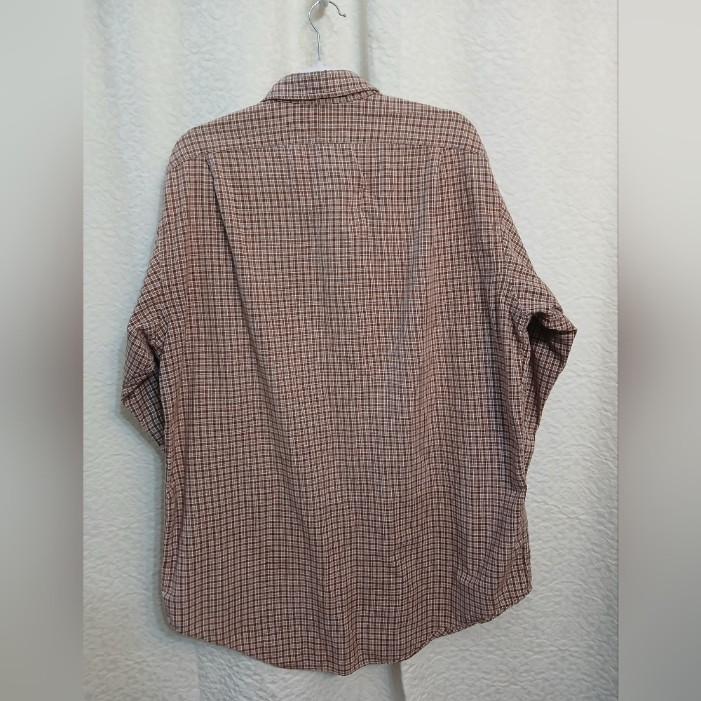 Ralph Lauren Men's Burgandy Checkered Button Down Shirt - Picture 4 of 4